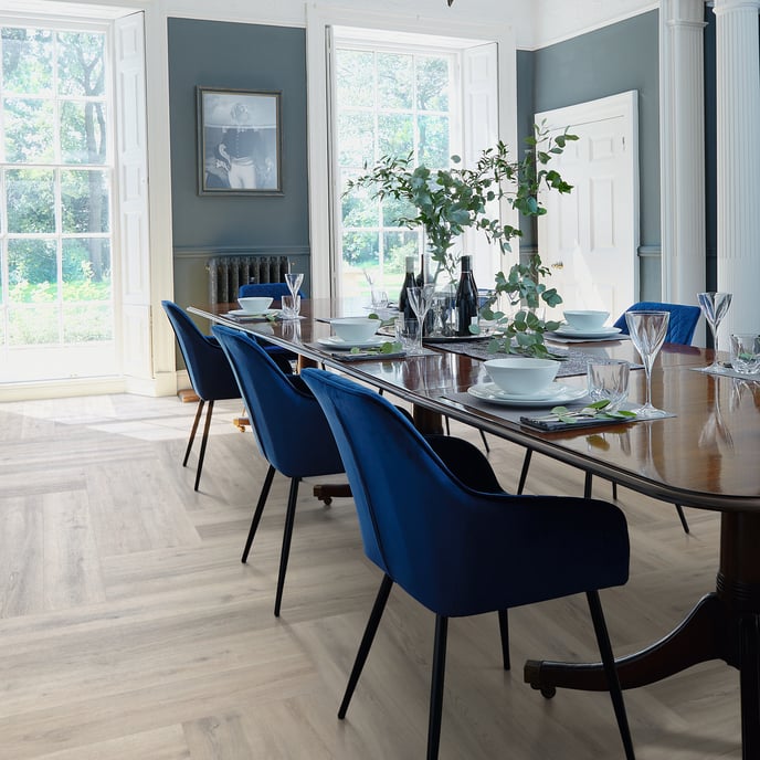 2254 Rosedale Oak DINING _new_.jpg_Rosedale Oak 2254